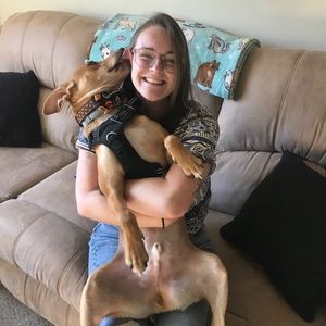 Meet your Posher, Calia